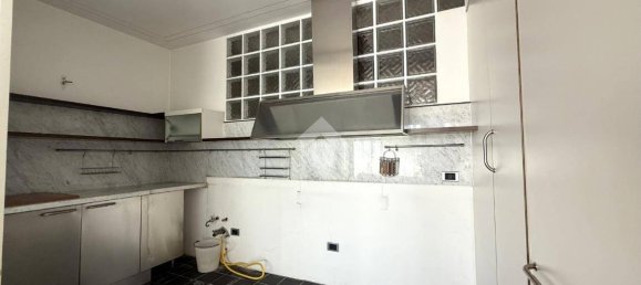 2 bedrooms Apartment in Scanzorosciate, Italy No. 257433 4