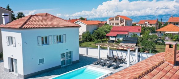 Villa de 3 dormitorios en Zadar, Croatia No. 140 2