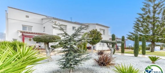 4 bedrooms House in Roses, Spain No. 111461 2