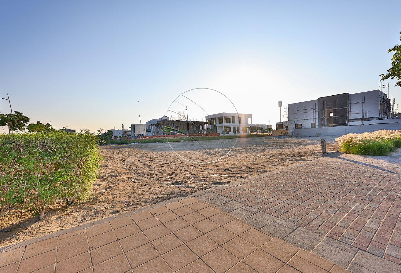  Land in Yas Island, UAE No. 109114