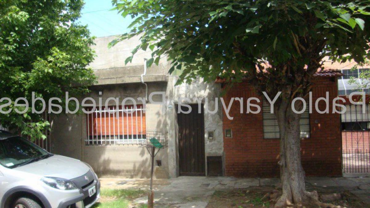 Casa T2 em Tres de Febrero, Argentina N.º 56290