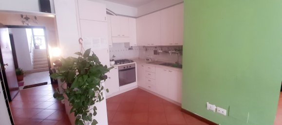 Studio in Rome, Italy No. 11127 33