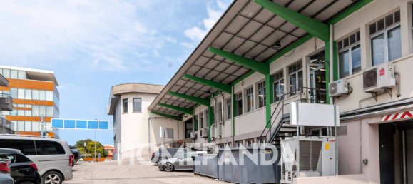 4-Zimmer Lagerhaus in Verona, Italy, Nr. 265826 2