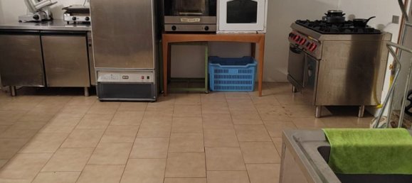 250m² Commercial property in Lentate sul Seveso, Italy No. 252018 8