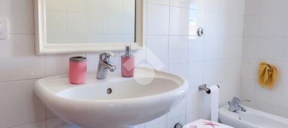 5 rooms Apartment in Formia, Italy No. 266029 24