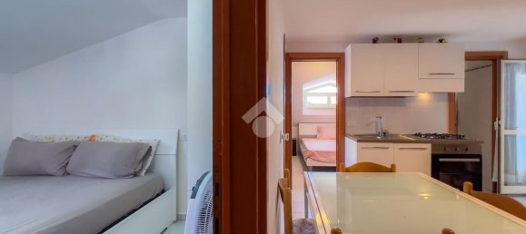 5 rooms Apartment in Formia, Italy No. 266029 20