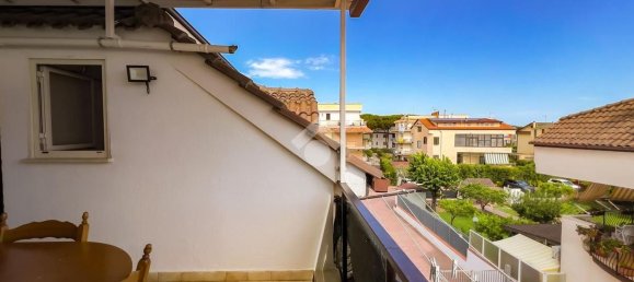 5 rooms Apartment in Formia, Italy No. 266029 9