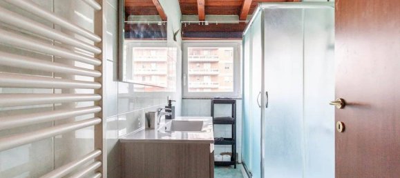 1 bedroom Apartment in Milan, Italy No. 262112 3