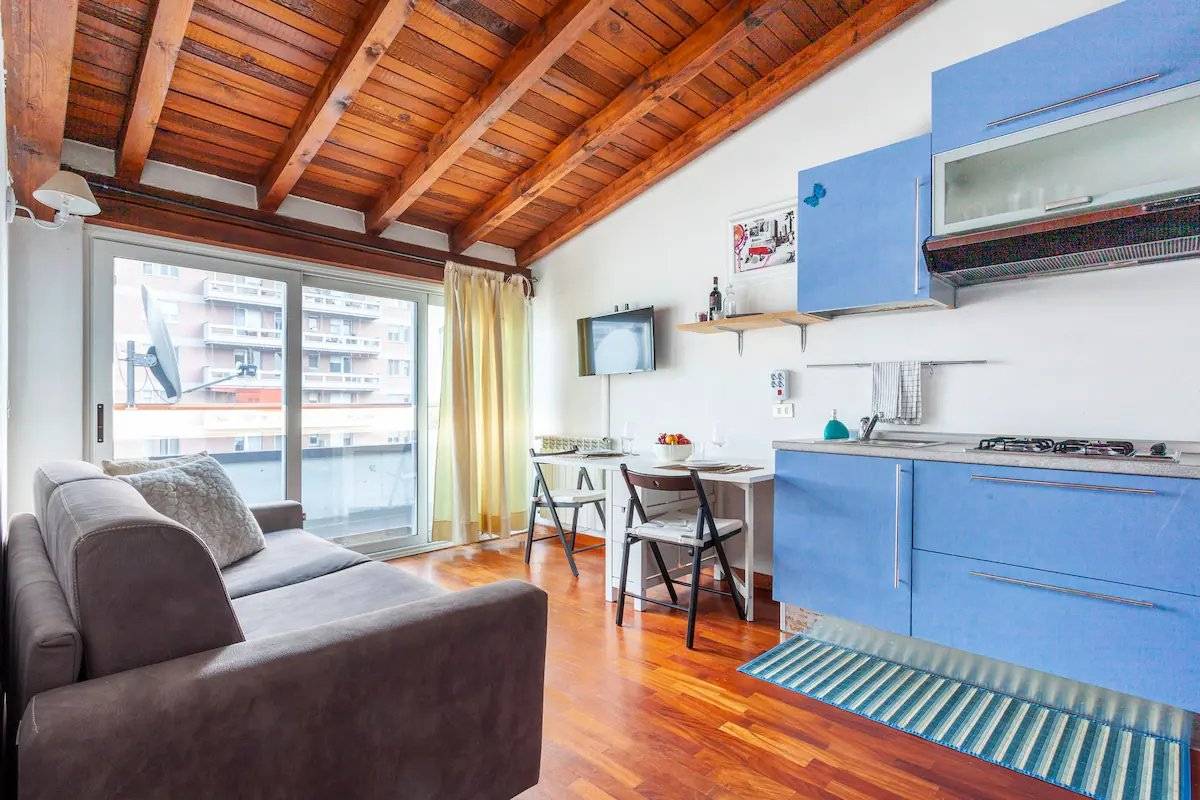 1 bedroom Apartment in Milan, Italy No. 262112