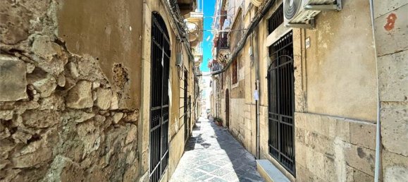 2 bedrooms Apartment in Syracuse, Italy No. 250228 8