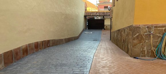 Villa de 4 dormitorios en Mijas, Spain No. 137290 3