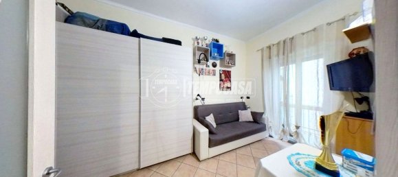 3 rooms Apartment in Turin, Italy No. 148634 14
