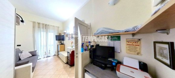 3 rooms Apartment in Turin, Italy No. 148634 11