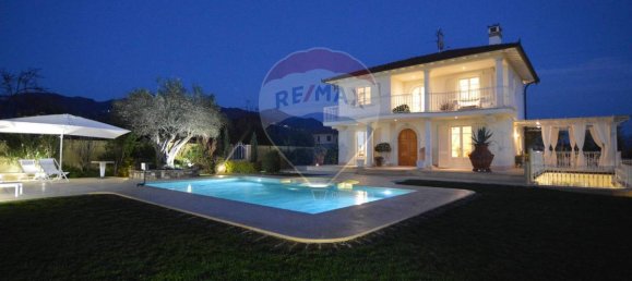 6 bedrooms Villa in Pietrasanta, Italy No. 38809 34