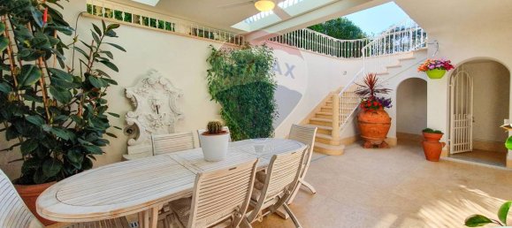 6 bedrooms Villa in Pietrasanta, Italy No. 38809 4