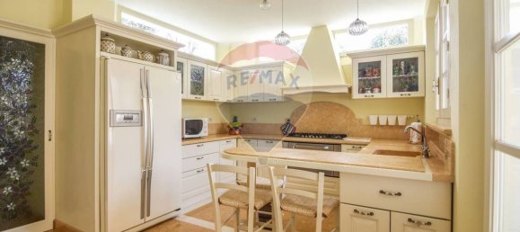 6 bedrooms Villa in Pietrasanta, Italy No. 38809 32