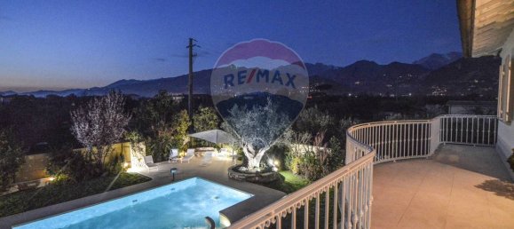 6 bedrooms Villa in Pietrasanta, Italy No. 38809 10