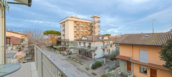 Квартира с 2 спальнями в Чезенатико, Италия № 79271 14