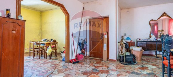 2 bedrooms Apartment in Guidonia Montecelio, Italy No. 137200 11