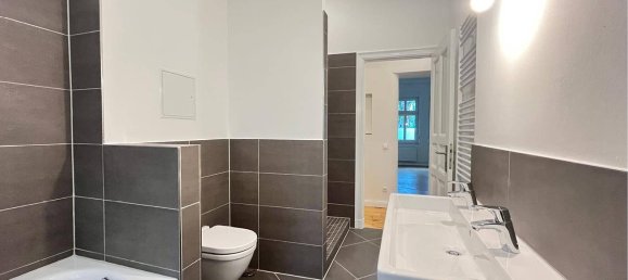 2-salle Appartement à Prenzlauer Berg, Germany No. 70252 3