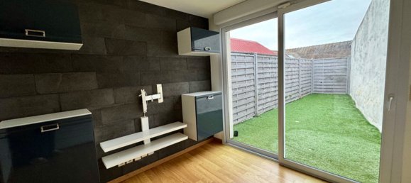 2 bedrooms House in Villeneuve-sur-Verberie, France No. 155325 4