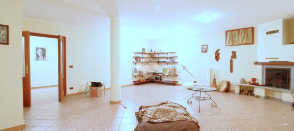 Villa de 7 habitaciónes en Santena, Italy No. 5706 69
