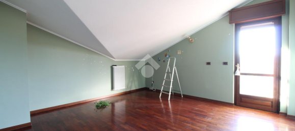 Villa de 7 habitaciónes en Santena, Italy No. 5706 40