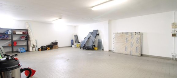 Villa de 7 habitaciónes en Santena, Italy No. 5706 76