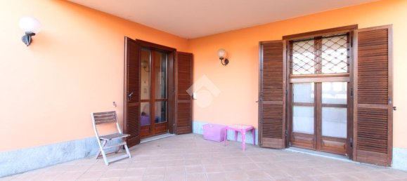 Villa de 7 habitaciónes en Santena, Italy No. 5706 6