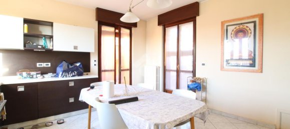 Villa de 7 habitaciónes en Santena, Italy No. 5706 23