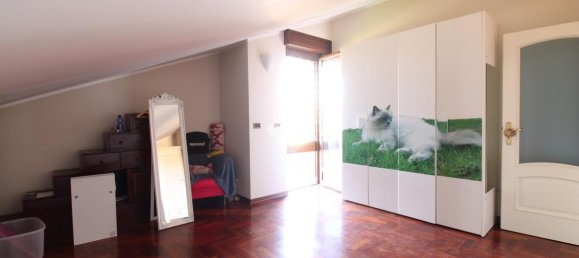 Villa de 7 habitaciónes en Santena, Italy No. 5706 60