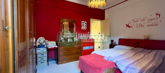 Apartamento T2 em Genoa, Italy N.º 301987 8