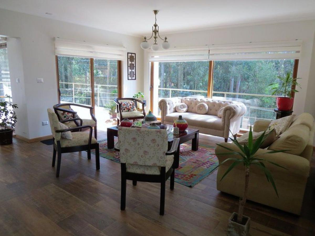 5 bedrooms House in Biobio, Chile No. 2951