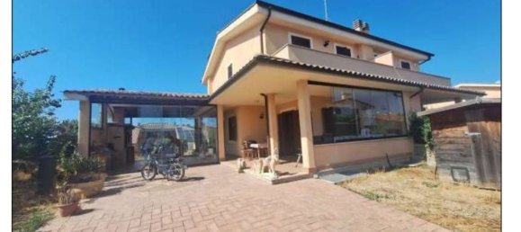 Casa de 3 habitaciónes en Cerveteri, Italy No. 16709 3