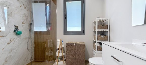 3 bedrooms Apartment in Casares, Spain No. 181016 18