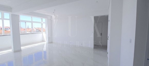 3 Schlafzimmer Wohnung in Cascais, Portugal, Nr. 67000 2