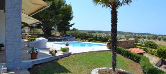 5 bedrooms Villa in Chalkidiki, Greece No. 1328 8