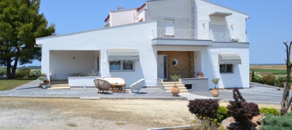 5 bedrooms Villa in Chalkidiki, Greece No. 1328 11