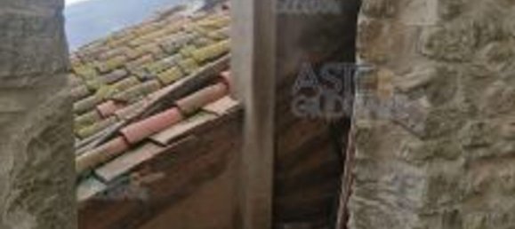 5 bedrooms House in Pescia, Italy No. 342625 14