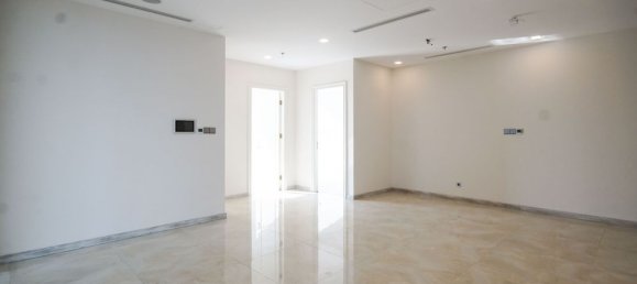 3 bedrooms Apartment in District 1, Vietnam No. 18272 5