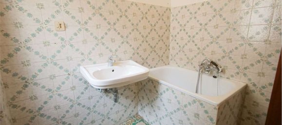 Casa de 3 divisões em Pomezia, Italy N.º 202447 59