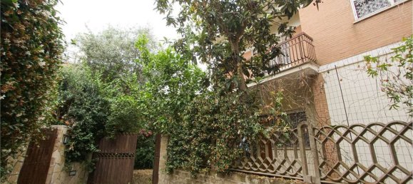 Casa de 3 divisões em Pomezia, Italy N.º 202447 60