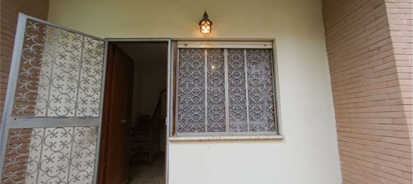 Casa de 3 divisões em Pomezia, Italy N.º 202447 27