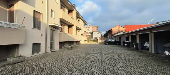 2 Schlafzimmer Wohnung in Novara, Italy, Nr. 82272 6