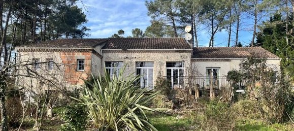 4 bedrooms House in Saint-Remy, France No. 322032 6