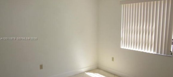 3 Schlafzimmer Villa in Miami, USA, Nr. 614905 9