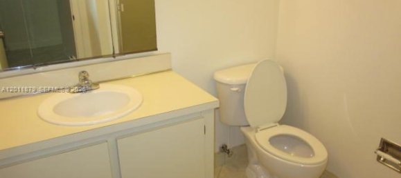 3 Schlafzimmer Villa in Miami, USA, Nr. 614905 11