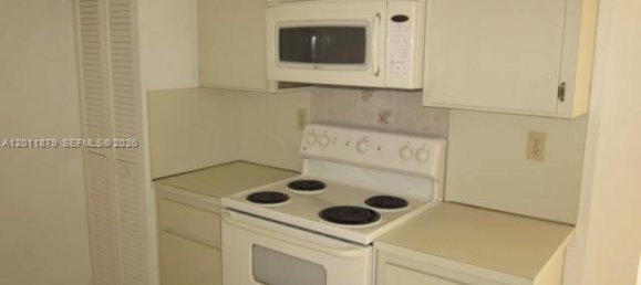 3 Schlafzimmer Villa in Miami, USA, Nr. 614905 4