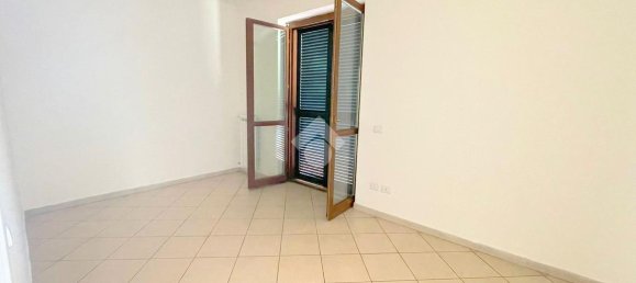 4-salle Appartement à Lariano, Italy No. 235454 11