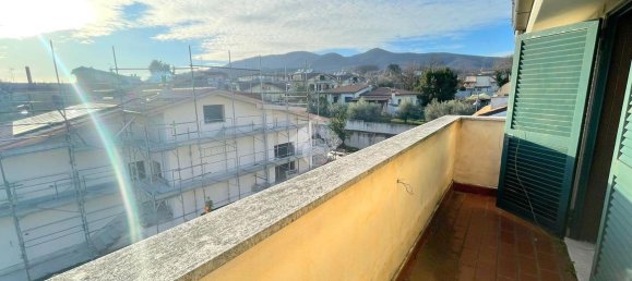 4-salle Appartement à Lariano, Italy No. 235454 13